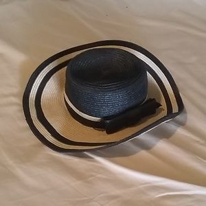 KATE SPADE Women's hat. NEW - FINAL PRICE